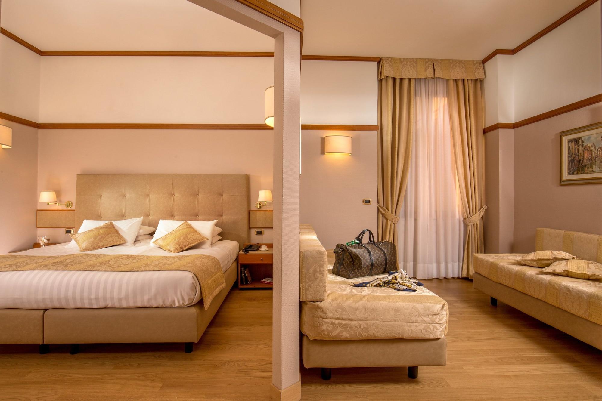 La Residenza Hotel Rome Exterior photo